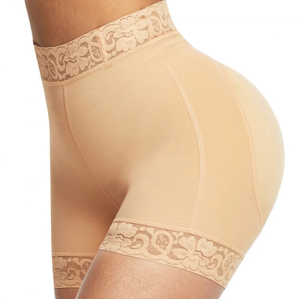 Butt lifter shapewear with boning at the waist